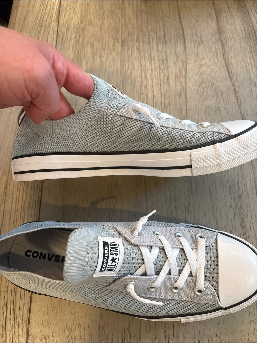 Converse Knit Low Top Sneakers - Light Gray & White